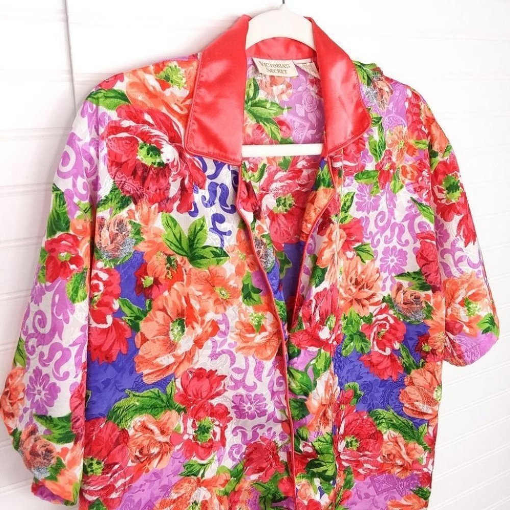VTG Victoria's Secret Gold Label Floral PJ Shirt - Picture 3 of 10